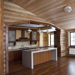 Interior of a house made of laminated veneer lumber - interesting variations