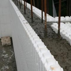 Formwork for the foundation - we do it ourselves with a minimum of costs